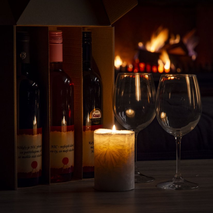 NIC – dárek s vínem pro ty, co nic nechtějí - velká sada červená - Barva vína: Kombinace barev